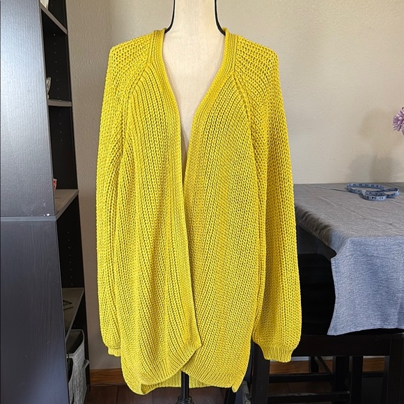 River Island Sweaters - Women’s Size 26/28 River Island Yellow Cardigan